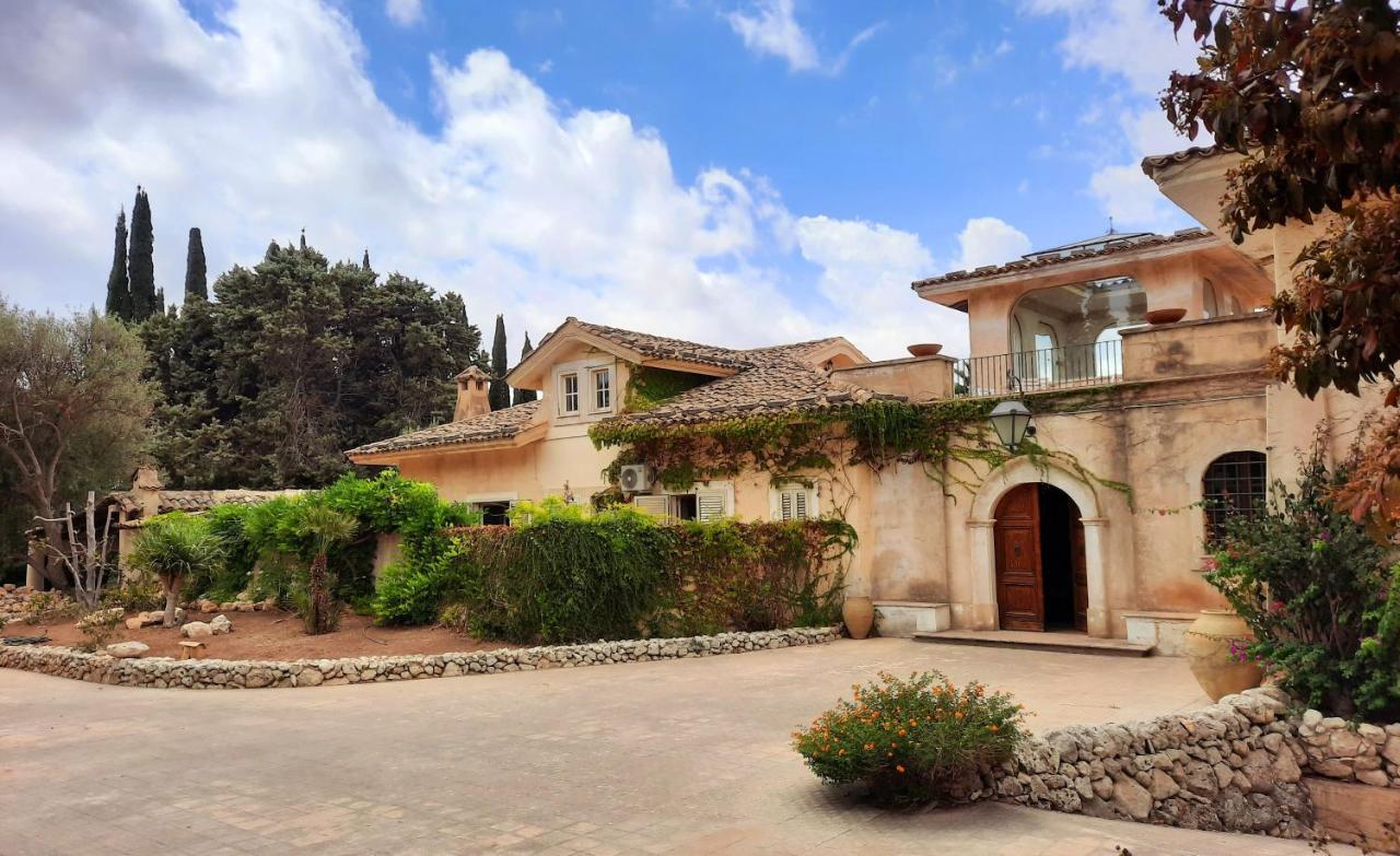 Holiday home Del Commendatore Sirugo *